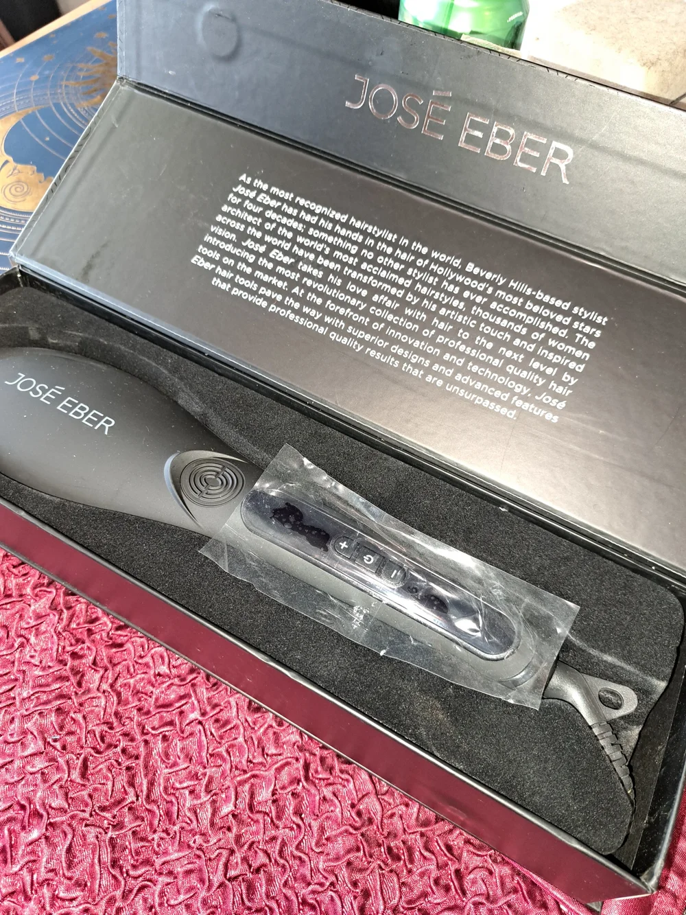 Jose Eber Digital Straightening Brush - Black New In Box